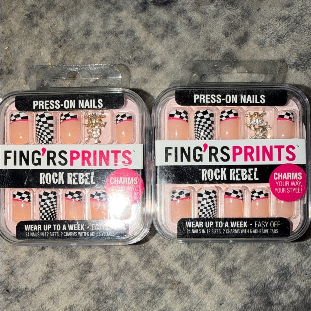 2 Sets of Brand New Fing’rs Prints Runway Ready Press On Nails - Picture 1 of 7